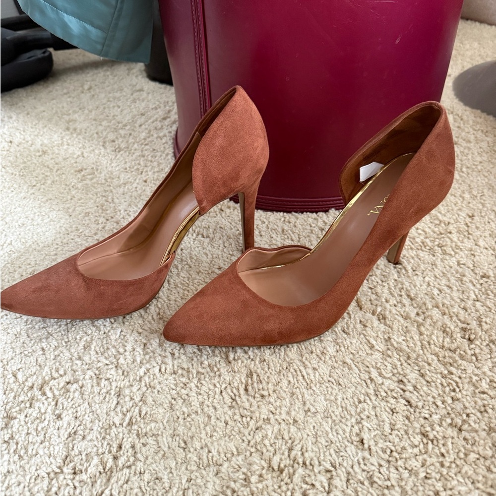 Merona Tan Suede Women's Heels